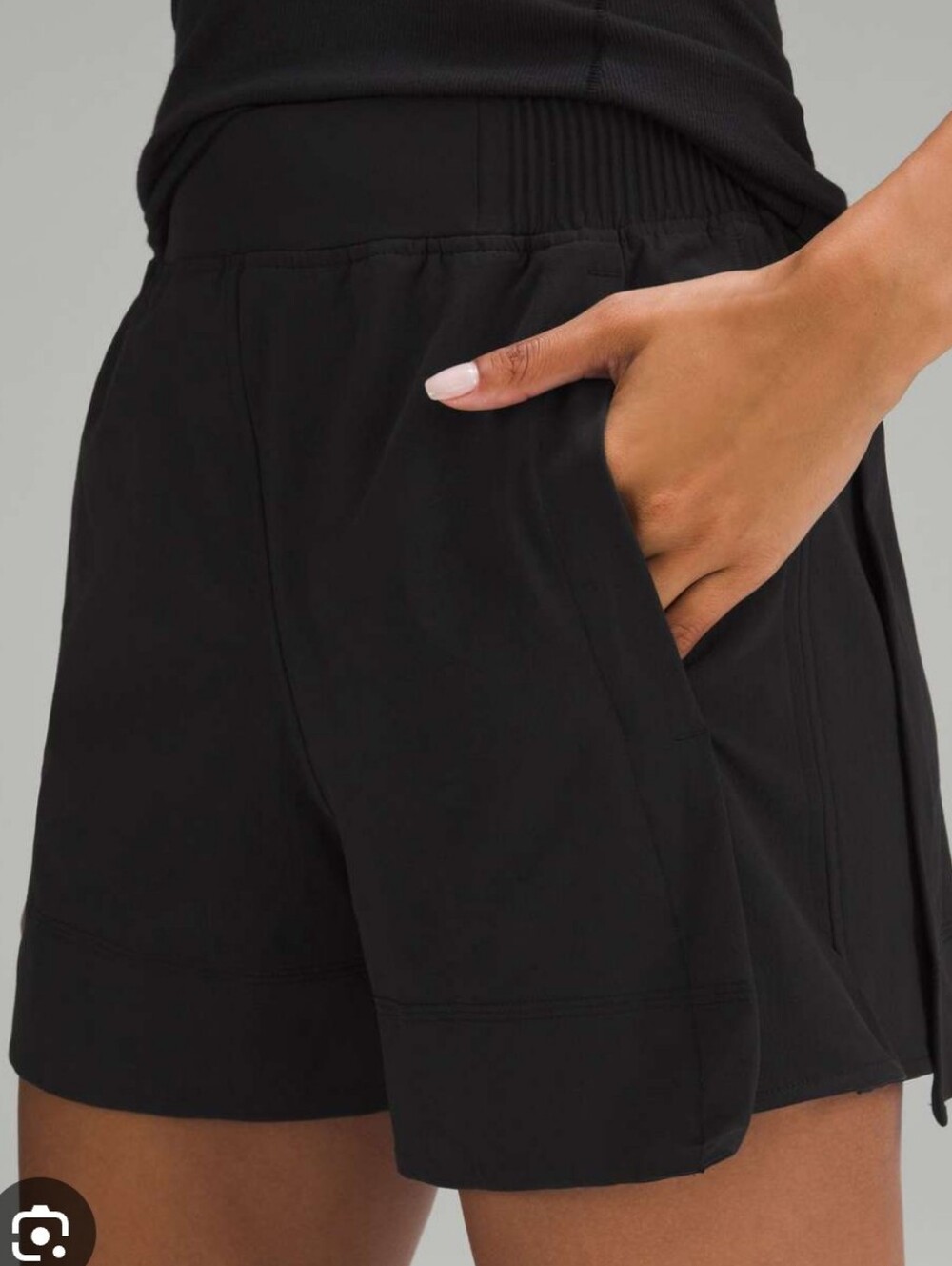 Lululemon Stretxh Woven High Rise Short 4"